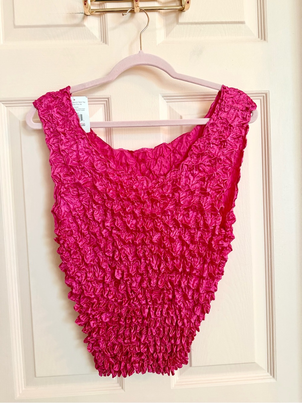 $5 SALE NWT pink popcorn tank